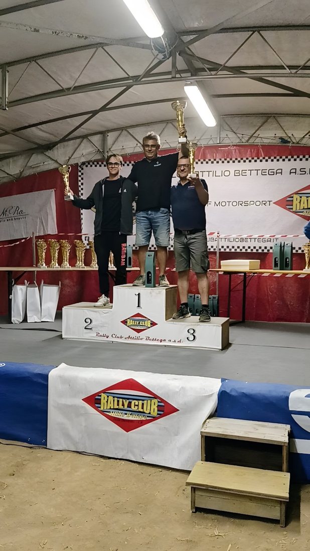 Enrico Loro e Fabio Gottardo alla premiazione di Pessina: secondo e terzo posto in Driver A.